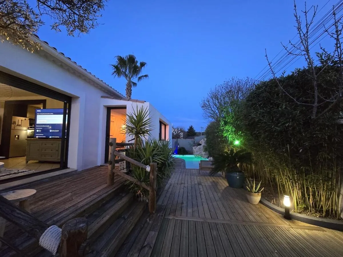 Charming Cozy Villa Saint-Victoret France
