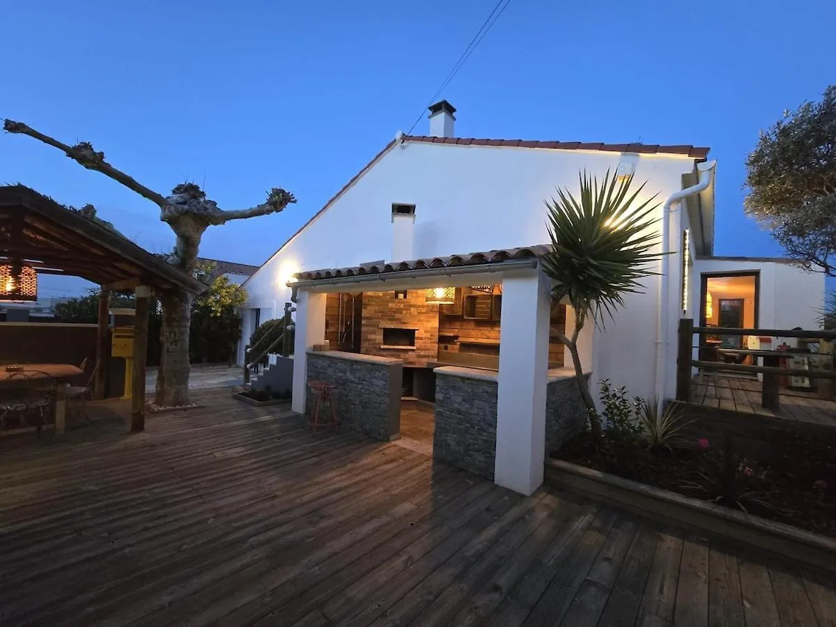 Charming Cozy Villa Saint-Victoret 0*,  France