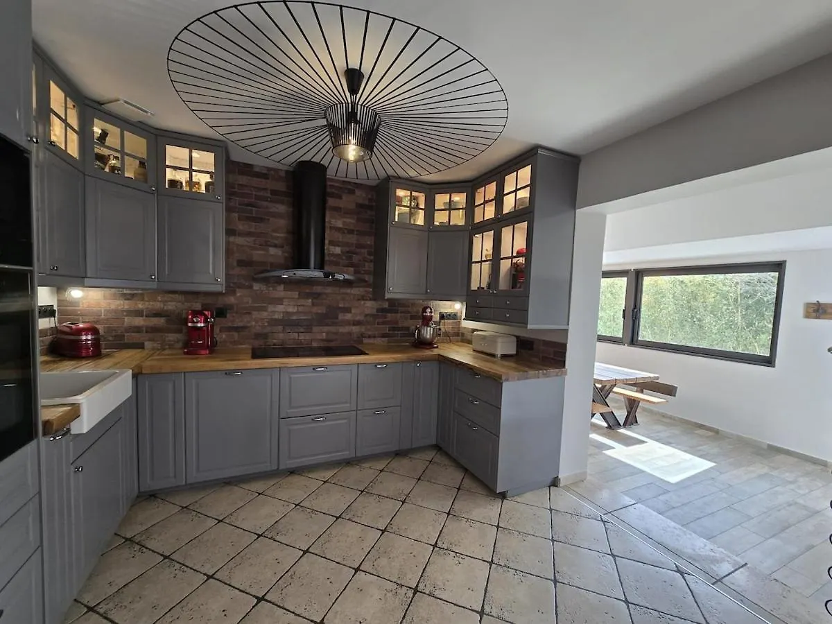 Charming Cozy Villa Saint-Victoret 0*,  Francie